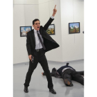 Fotografía del asesino del embajador ruso galardonada con el World Press Photo.