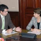 Óscar López y Magdalena Álvarez, en un momento de la reunión