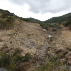 Los arroyos de los municipios de La Pola y Villamanín se han quedado sin agua por el trasvase a Asturias.
