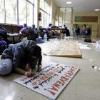 Estudiantes de Zaragoza protestan por los recortes.