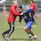 Carpio podría retornar al lateral derecho tras jugar el pasado sábado ante el Lugo en la banda izquierda a pierna cambiada.