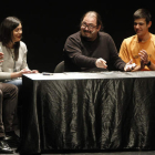 Un momento de la actuación del mago malagueño Dani Daortiz anoche en el Auditorio Ciudad de León.