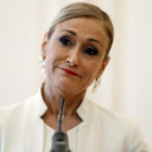 Cristina Cifuentes, durante la rueda de prensa en la que anunció su dimisión