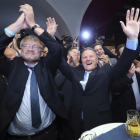 El líder del ultraderechista AfD, Joerg Meuthen (izquierda), y su candidato en Berlín, Georg Pazderski, celebran los resultados.