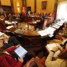 El Pleno municipal se celebró ayer a primera hora de la mañana en San Marcelo.