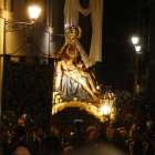 La procesión de La Dolorosa en la plaza del Grano