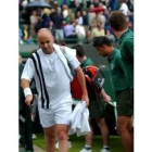 Agassi se va del torneo de Wimbledon tras su derrota con Philippoussis