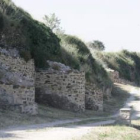 La muralla romana de los restos de Castro Ventosa en una foto de archivo.