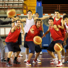 Nueve integrantes del Fundación han disfrutado de minutos en la LEB. En la foto siete de ellos.