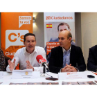 Dirigentes de Ciudadanos y el Gobierno del Pueblo, en Valverde.