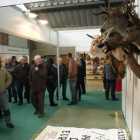 Reinatur contó con expositores como los de taxidermia y elaboración de moscas de pesca.