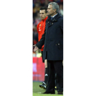 José Mourinho gesticula durante la final copera.