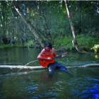 Sergio Llamazares, Meji, presenta ‘Perdido en el río’.