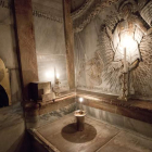 El sepulcro de la tumba de Jesucristo en la Iglesia del Santo Sepulcro. ABIR SULTAN