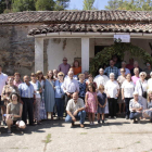 Todos los vecinos quisieron agradecer su labor al sacerdote. DL