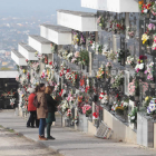 El cementerio de Ponferrada, el año pasado, durante el Día de Todos los Santos. L. DE LA MATA