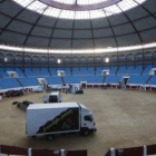 La infraestructura del Freestyle comenzó a instalarse ayer en la plaza de toros.