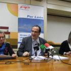 Tomasa Santos, Luis Nogal y María José Alonso, en rueda de prensa.