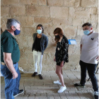 Feroe, en un momento de la grabación, ayer, en el monasterio de Carracedo. L. DE LA MATA