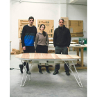 Imanol Calderón Elósegui y Marta Alonso Yebra. Al lado Light Box soplados en la Real Fábrica de San Ildefonso. Mesa inspirada en la vida marina y varias Zoo.