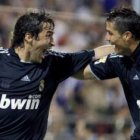Raúl junto a Cristiano tras marcar el primer tanto.