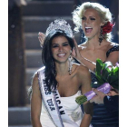 Rima Fakih, tras ser coronada nueva Miss Estados Unidos, el domingo, en Las Vegas.