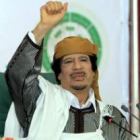 Gadafi ldurante su discurso por el 34º aniversario del establecimiento del Comité General del Pueblo