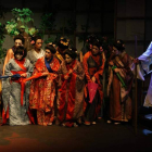 Esta afamada ópera introduce al espectador, en gran parte, en la cultura y el sistema de valores japonés.