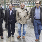 Los representantes sindicales acuden a la reunión de la mesa del carbón.