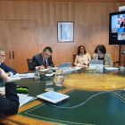 Calviño despacha con los miembros del Consejo de Ministros de la UE, ayer. DL