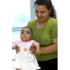 Foto actual de la niña operada en el Hospital Vall d'Hebron