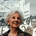 Estela de Carlotto, presidenta de las Abuelas de la Plaza de Mayo, en la inaguración de un centro cultural.