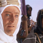 El actor Peter O’Toole en el papel inolvidable de Lawrence de Arabia.