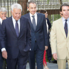 Los expresidentes del Gobierno González, Zapatero y Aznar.