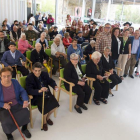 La jornada contó con entregas de premios, reconocimientos a las personas de más edad y con mayor número de nietos, una chocolatada y música. F. OTERO PERANDONES