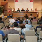 Trabajadores de Antibióticos en una reciente asamblea convocada en el sindicato UGT.