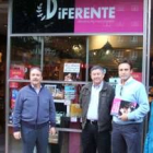 El gerente de Diferente, con Tomás Alonso e Indalecio Rodríguez