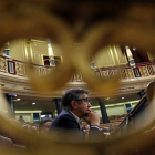 El diputado del PSOE Patxi López, durante el pleno del Congreso de los Diputados. JAVIER LIZON