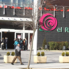 Las donaciones serán a la entrada del área comercial.