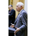 Juan García-Margallo y el presidente de la Ceoe, Juan Rosell.