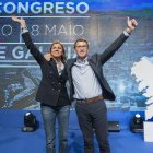 Cospedal y Núñez Feijóo, durante el XVI Congreso Autonómico celebrado ayer en Orense. BRAIS LORENZO