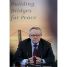 Martti Ahtisaari, en un momento de la rueda de prensa que ofreció ayer