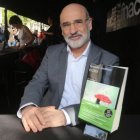 Fernando Aramburu, en  Barcelona, en la presentación de su novela Patria.