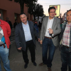 Tino Rodríguez, Eduardo Morán, Óscar López y Álvarez Courel, a la entrada al acto.