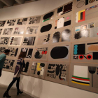 ‘Vacío perfecto’ rescata 21 obras de los fondos artísticos del Musac para proponer un debate sobre la evolución de la cultura desde los años setenta. RAMIRO