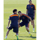 Pepe y Cristiano junto al delantero francés Benzema.