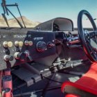 Mucho han cambiado las cosas, y los puestos de pilotaje, desde que Rodríguez y Oliver ganasen, a bordo del 917 K ‘cola corta’, los 1.000 Kilómetros de Spa en 1971; la magia… continúa.