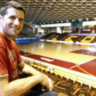 Castresana en el Palacio de Deportes, el escenario de sus trece años vistiendo la camiseta del Reale