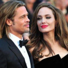 Angelina Jolie, con su marido Brad Pitt, en los Oscar del 2012.