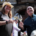 La concejala de cultura, Margarita Torres con el presidente de la DO León, Rafael Blanco